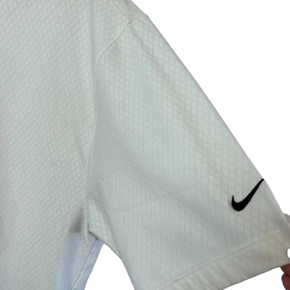 Nike Golf Size L Men's Fit Dry Polo Shirt Sporty Lightweight‎ Logo White